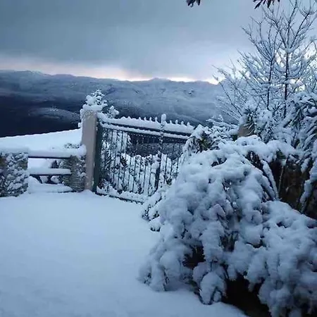 Apartmán Zenterra Mountain Luxury με ιδιωτική πισίνα