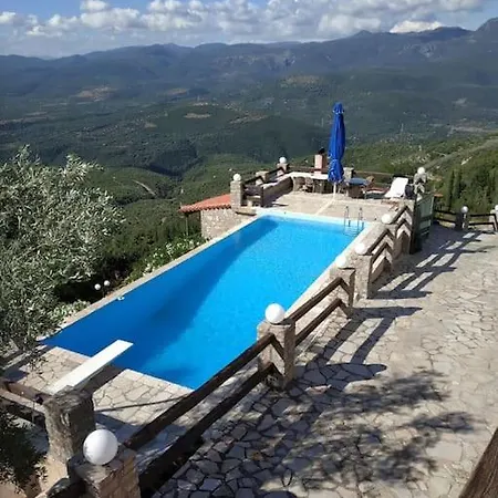 Zenterra Mountain Luxury με ιδιωτική πισίνα