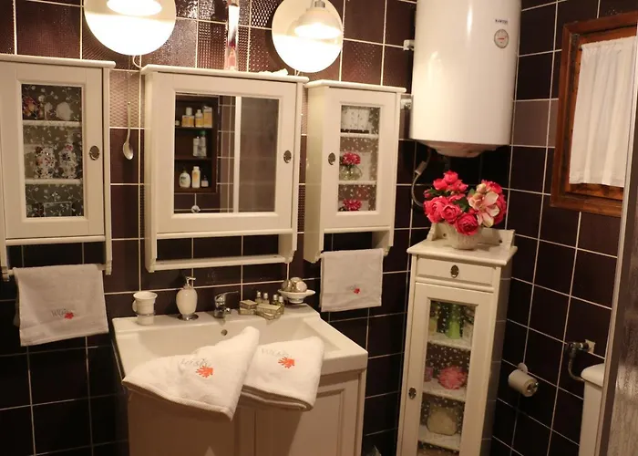 Zenterra With Prive Swimming Pool And View