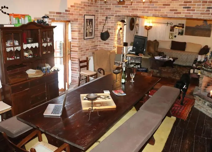 Zenterra With Prive Swimming Pool And View Matesi